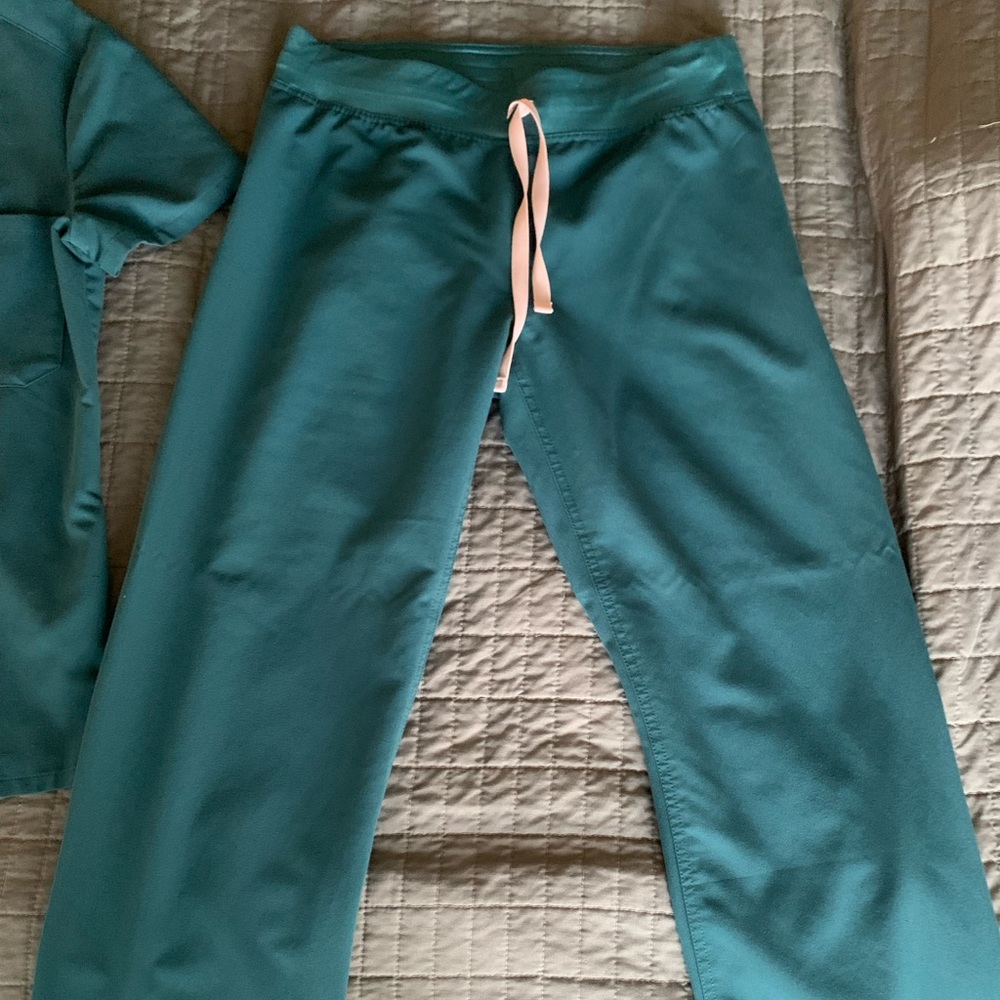 Caribbean Blue Livingston - Basic Scrub Pants - S